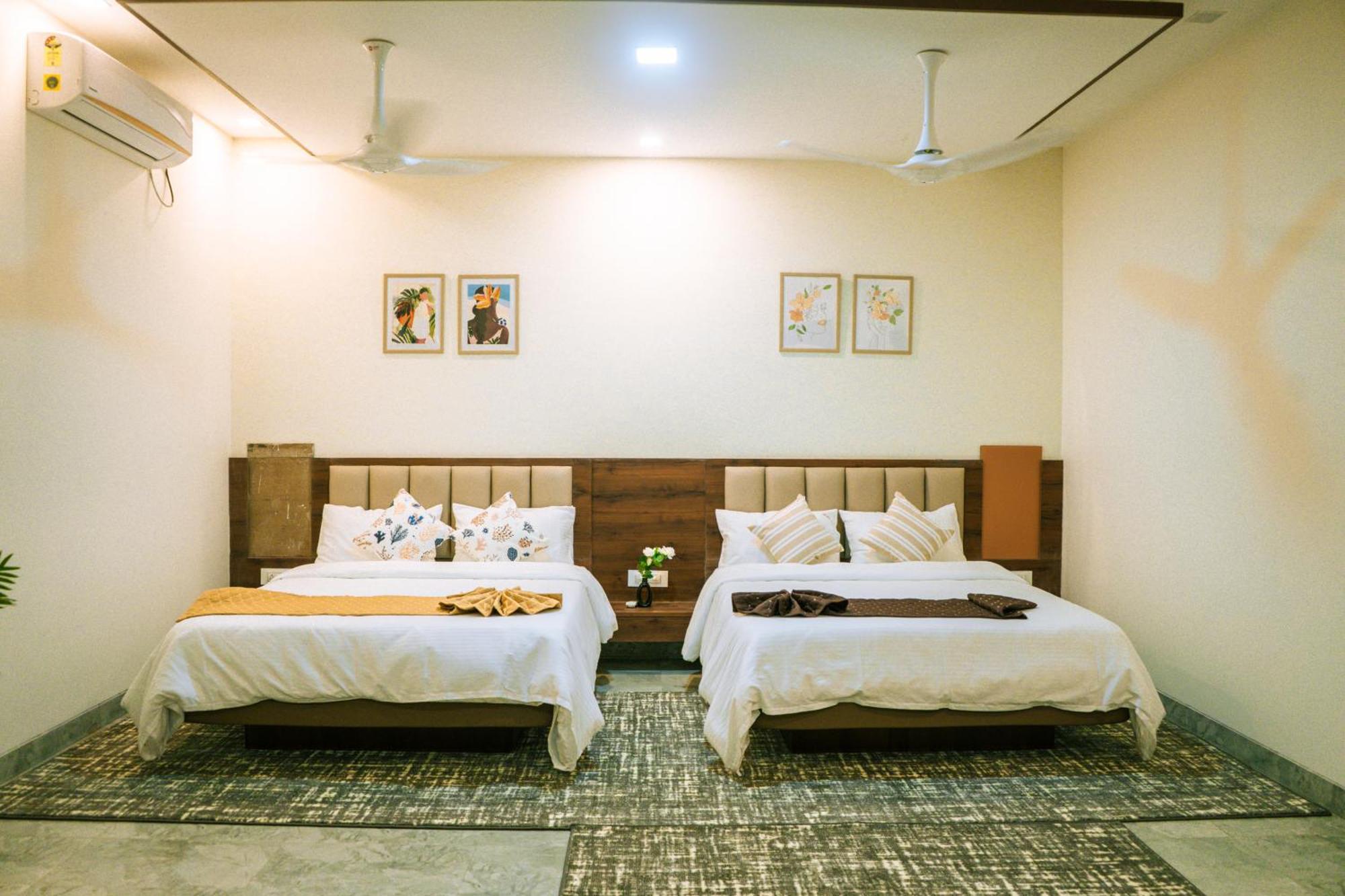 Aqualina Hotel Bhogwe ภายนอก รูปภาพ
