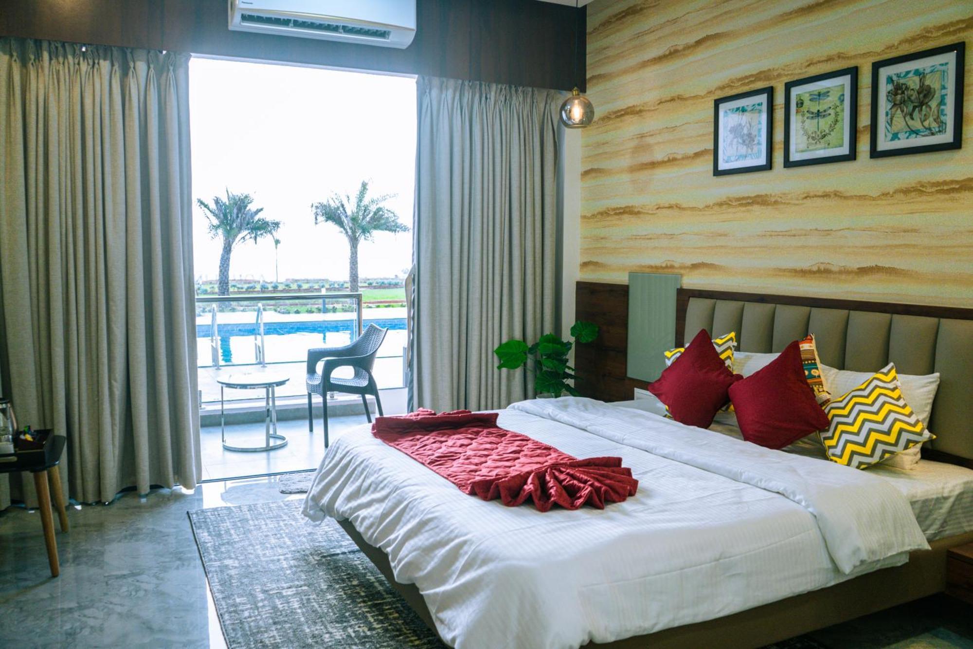 Aqualina Hotel Bhogwe ภายนอก รูปภาพ